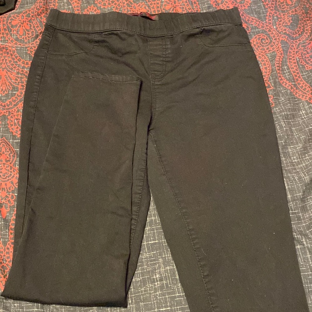 Black jeggings